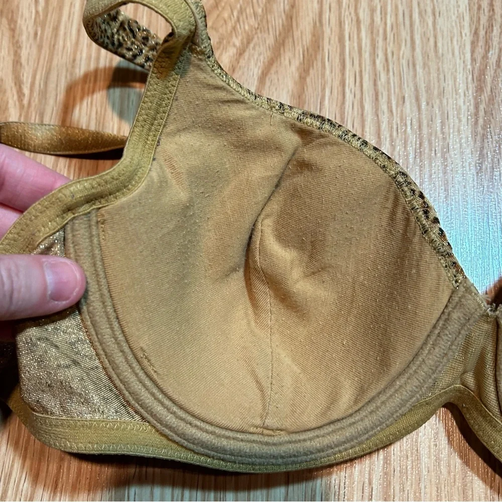 Vintage Y2K Victoria's Secret cheetah bra‎ 36B